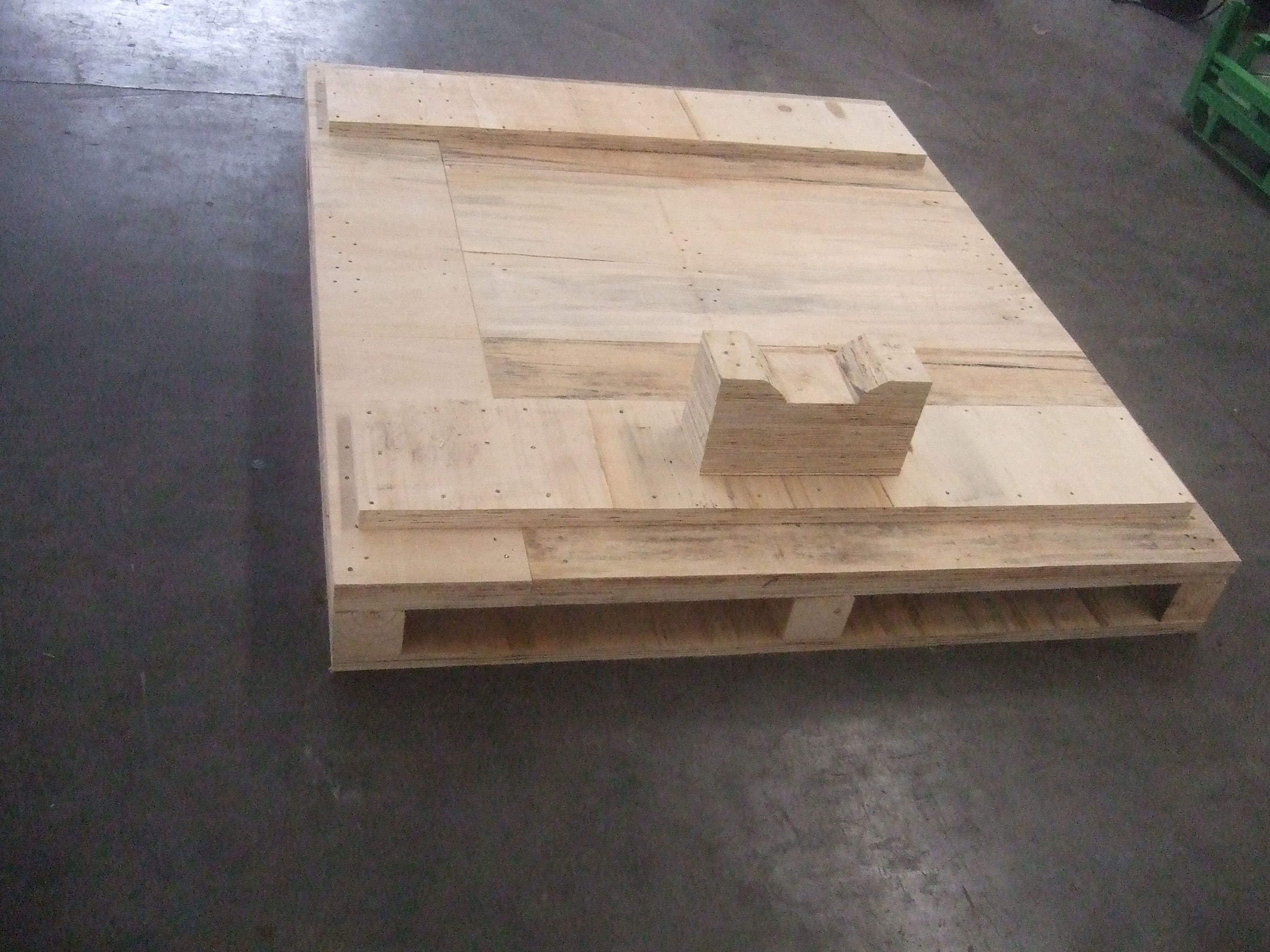 ISZ發(fā)動(dòng)機(jī)托盤(pán)